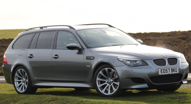 2007 BMW E61 M5 Touring V10 in Ashtead 7