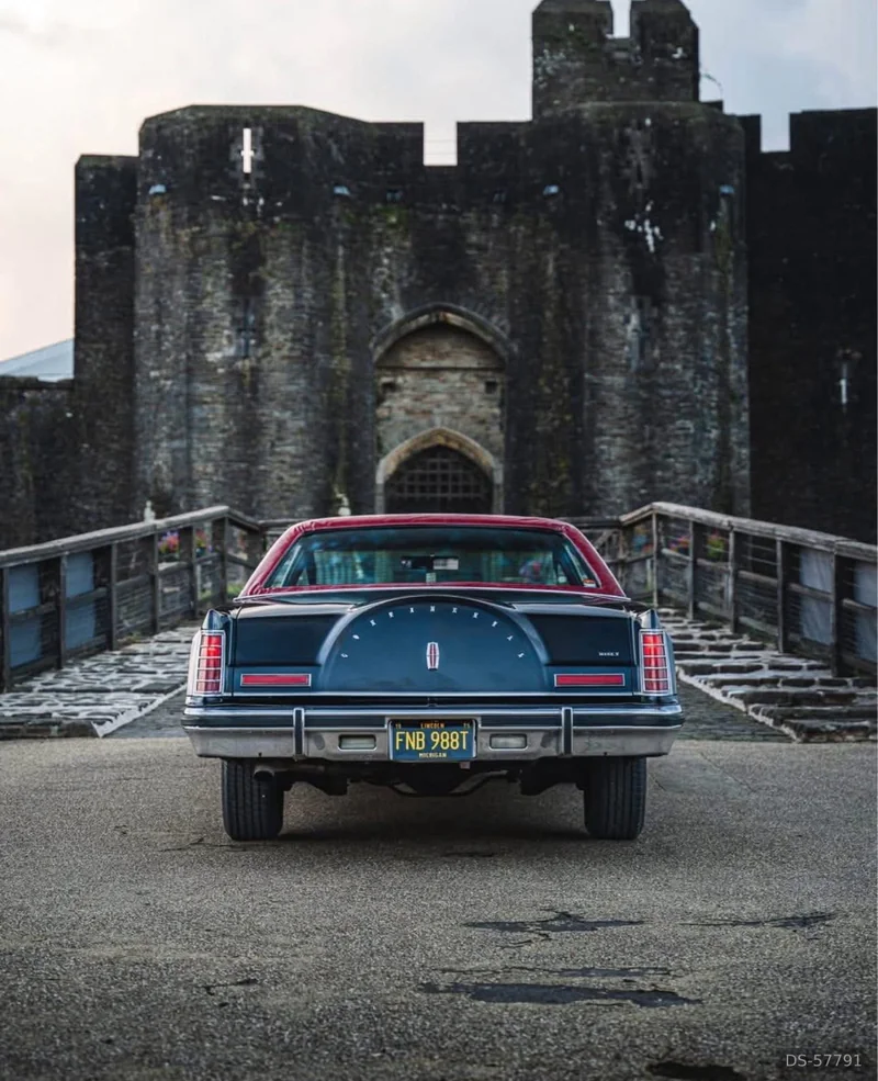 1979 Lincoln Continental in Swindon 2