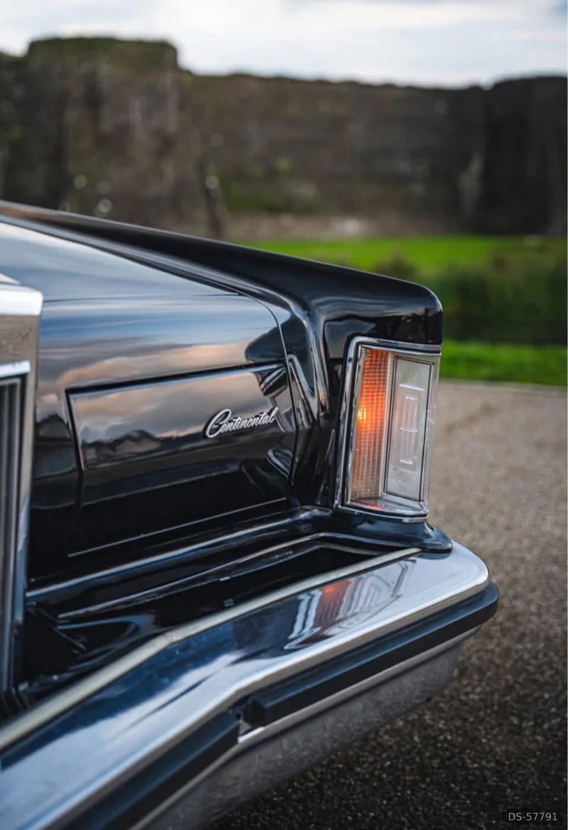 1979 Lincoln Continental in Swindon 6