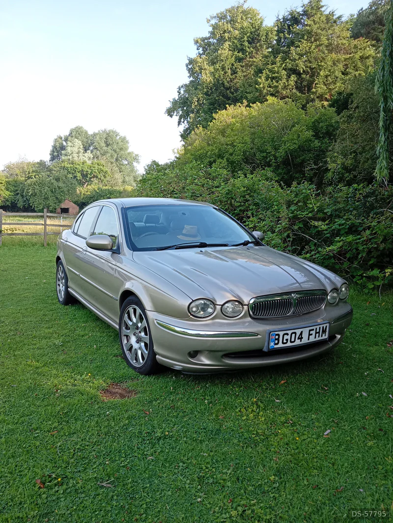 2004 Jaguar Xtype in Coalville 1