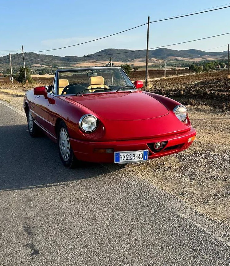 1991 Alfa Romeo Spider in Castel Gandolfo (roma) 2