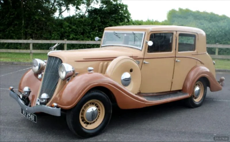 1934 Hudson Terraplane 6 in Canterbury 4