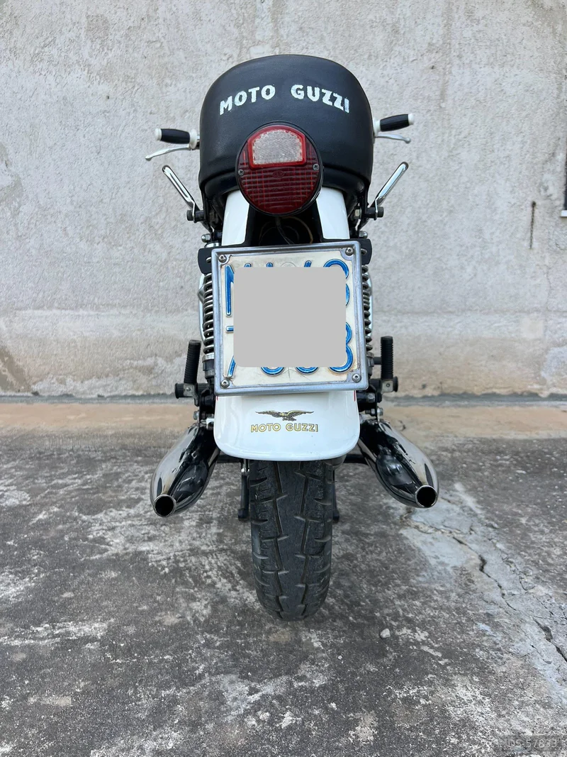 1970 Moto Guzzi V7 Special in Palermo 4