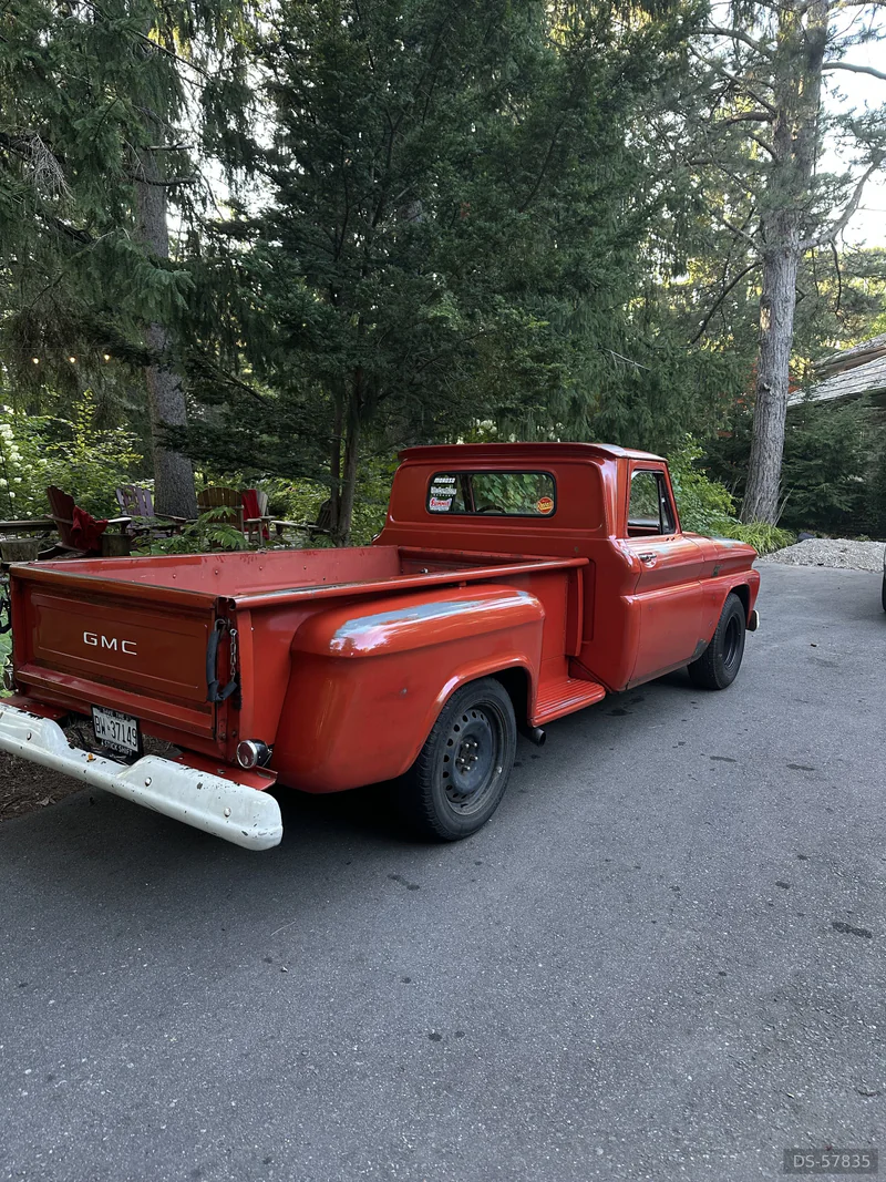 1965 GMC C10 in Mississauga 3