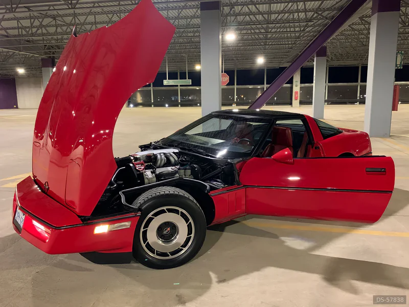 1985 Chevrolet Corvette in Ancaster 5