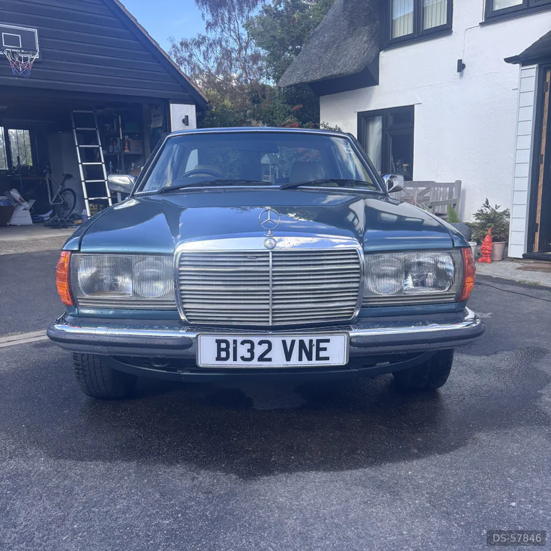 1985 Mercedes-Benz 230ce in Saffron Walden 2