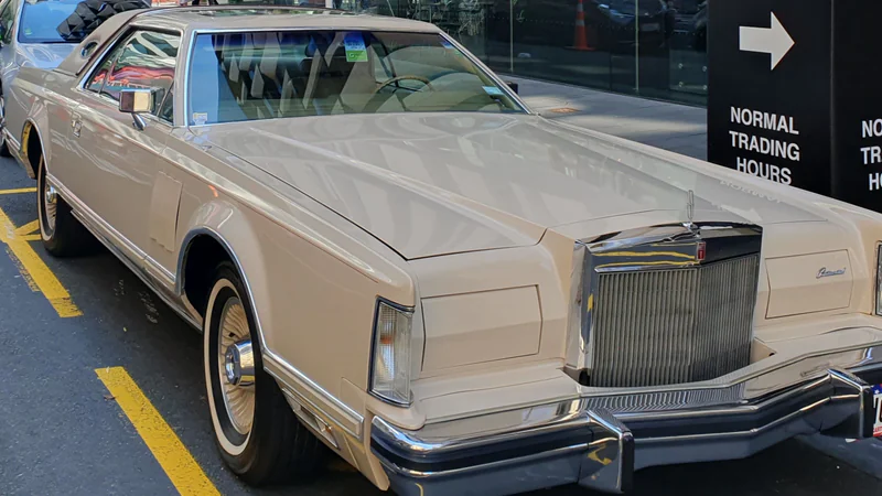 1979 Lincoln Continental Mark V Cartier in Auckland 6