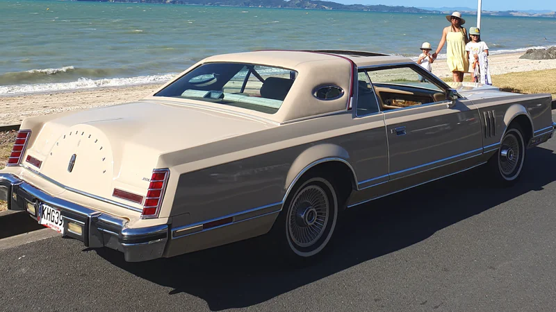 1979 Lincoln Continental Mark V Cartier in Auckland 17