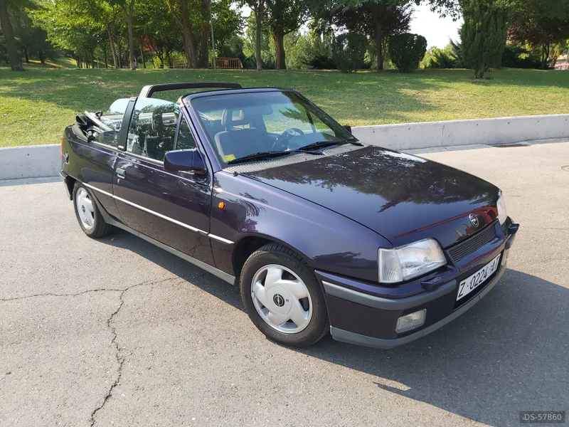 1992 Opel Kadett Gsi Cabrio in Colmenar Viejo