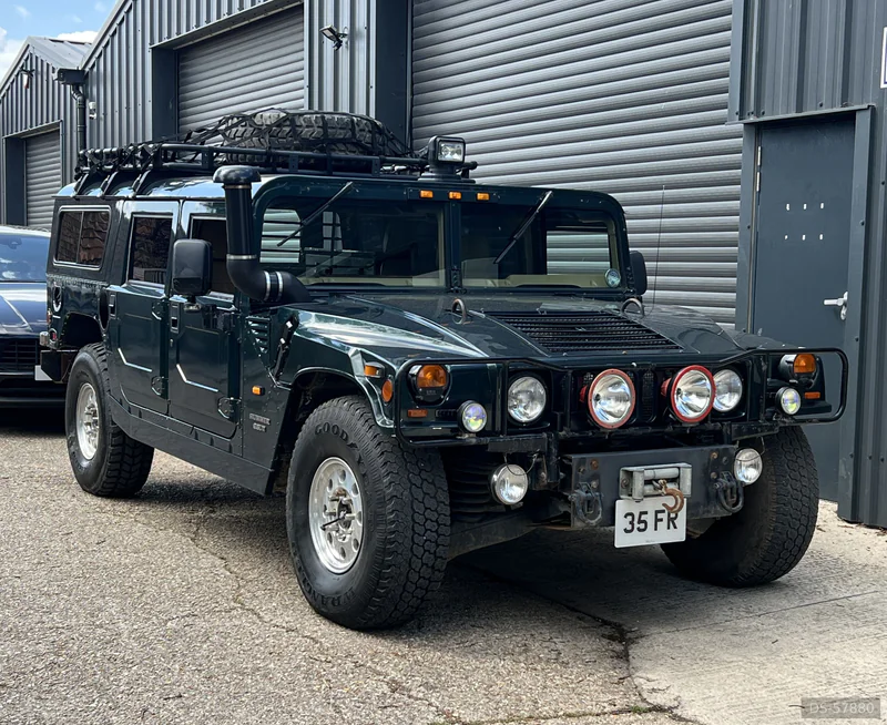 1994 Hummer H1 Civilian in London 2