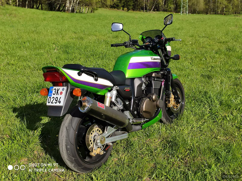 2001 Kawasaki Zrx 1200 R in Chodov 3