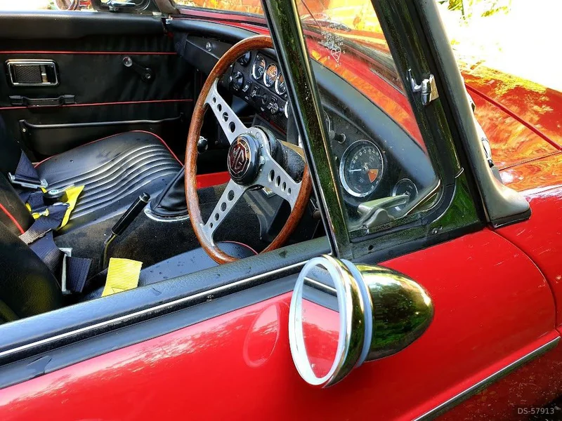 1972 MG B Roadster in Adstock 6