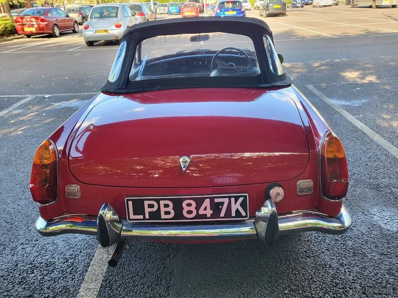 1972 MG B Roadster in Adstock 7