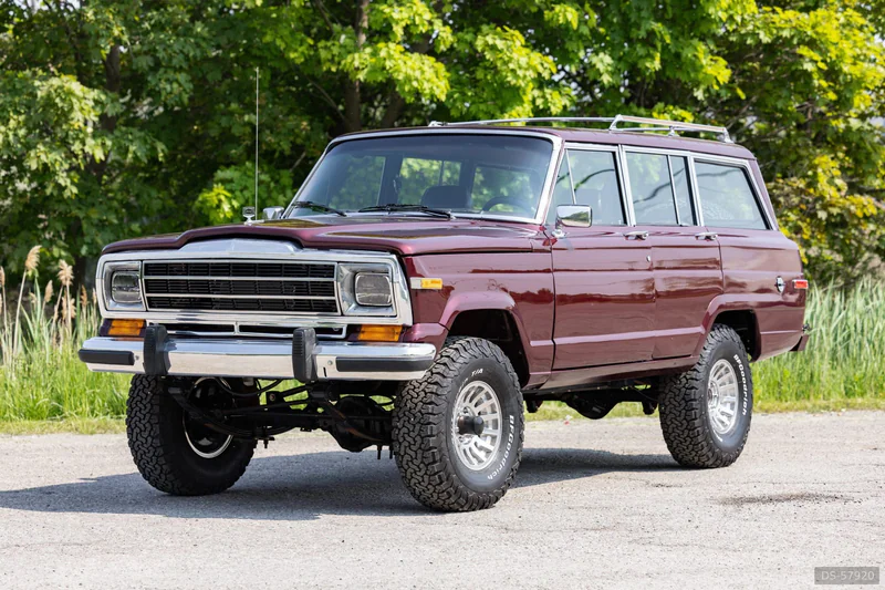 1988 Jeep Grand Wagoneer in Oakville