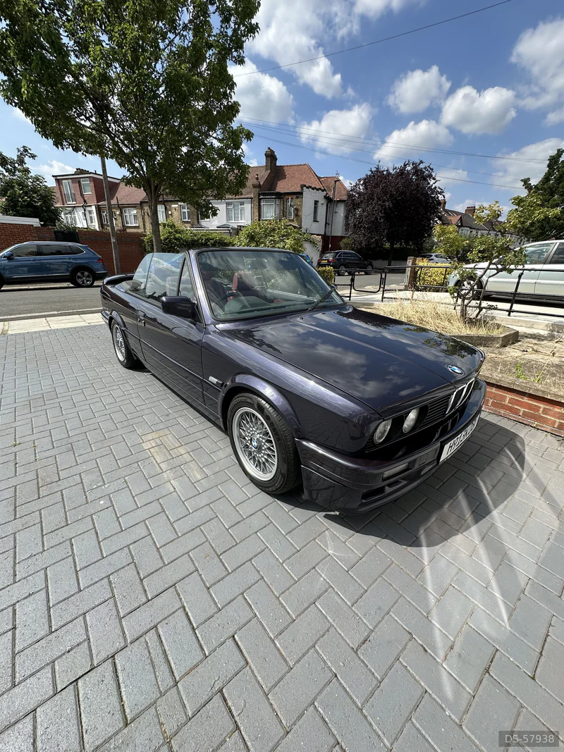 1991 BMW 3 Series in London 1