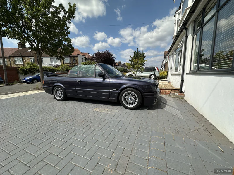 1991 BMW 3 Series in London 4