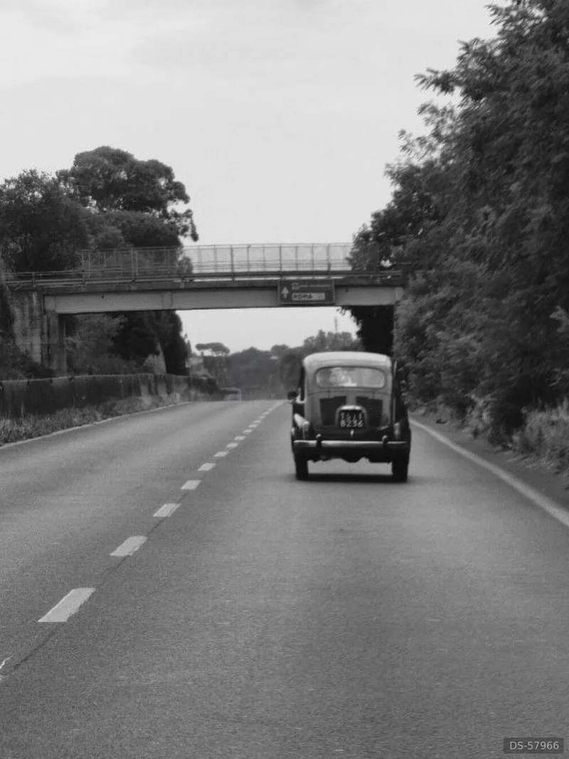 1969 Fiat 600d in Roma 5