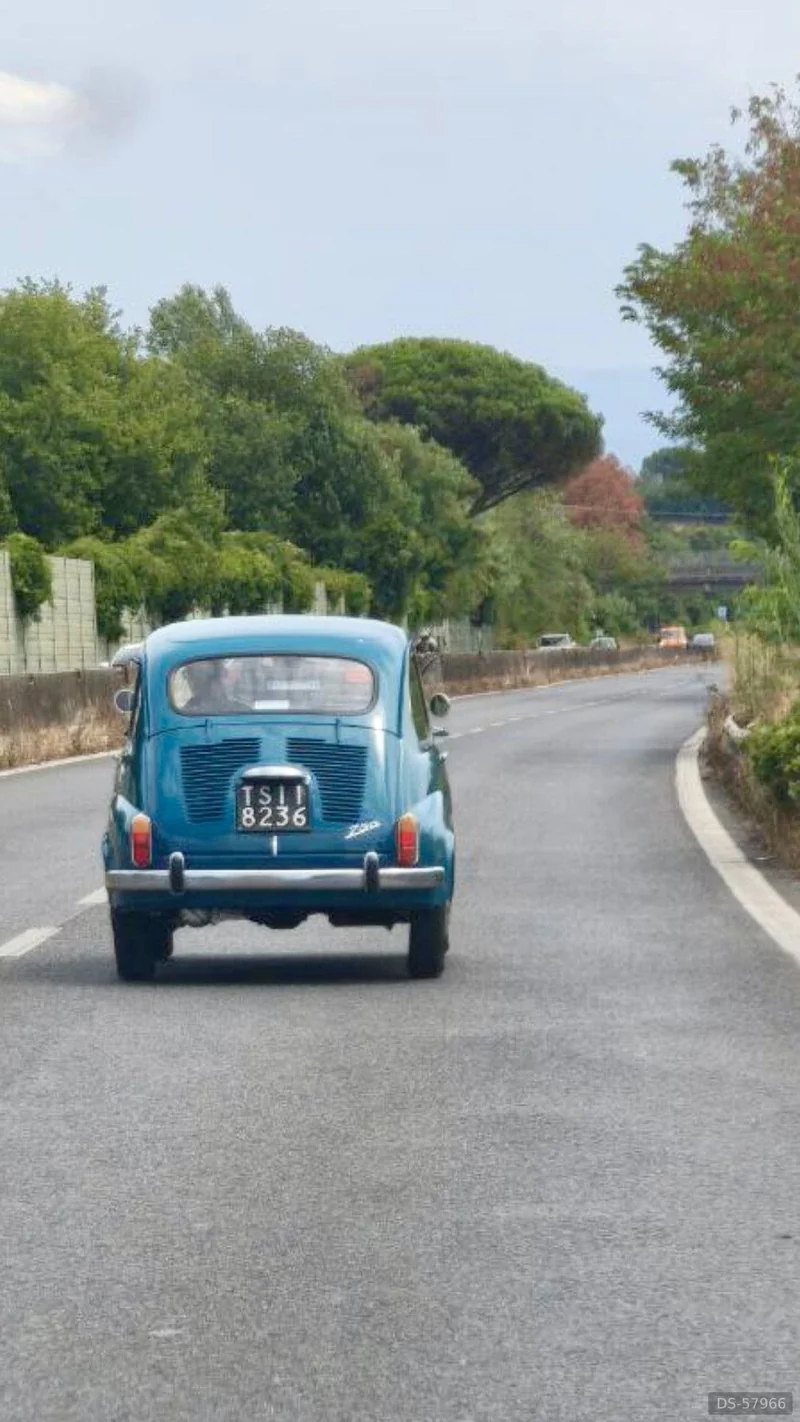 1969 Fiat 600d in Roma 6