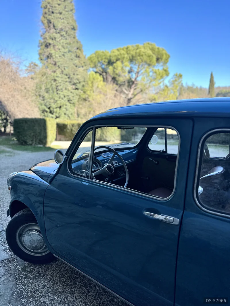 1969 Fiat 600d in Roma 12