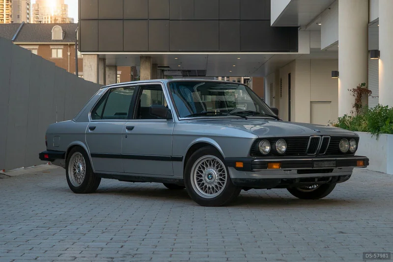 1985 BMW 5 Series in Mississuaga