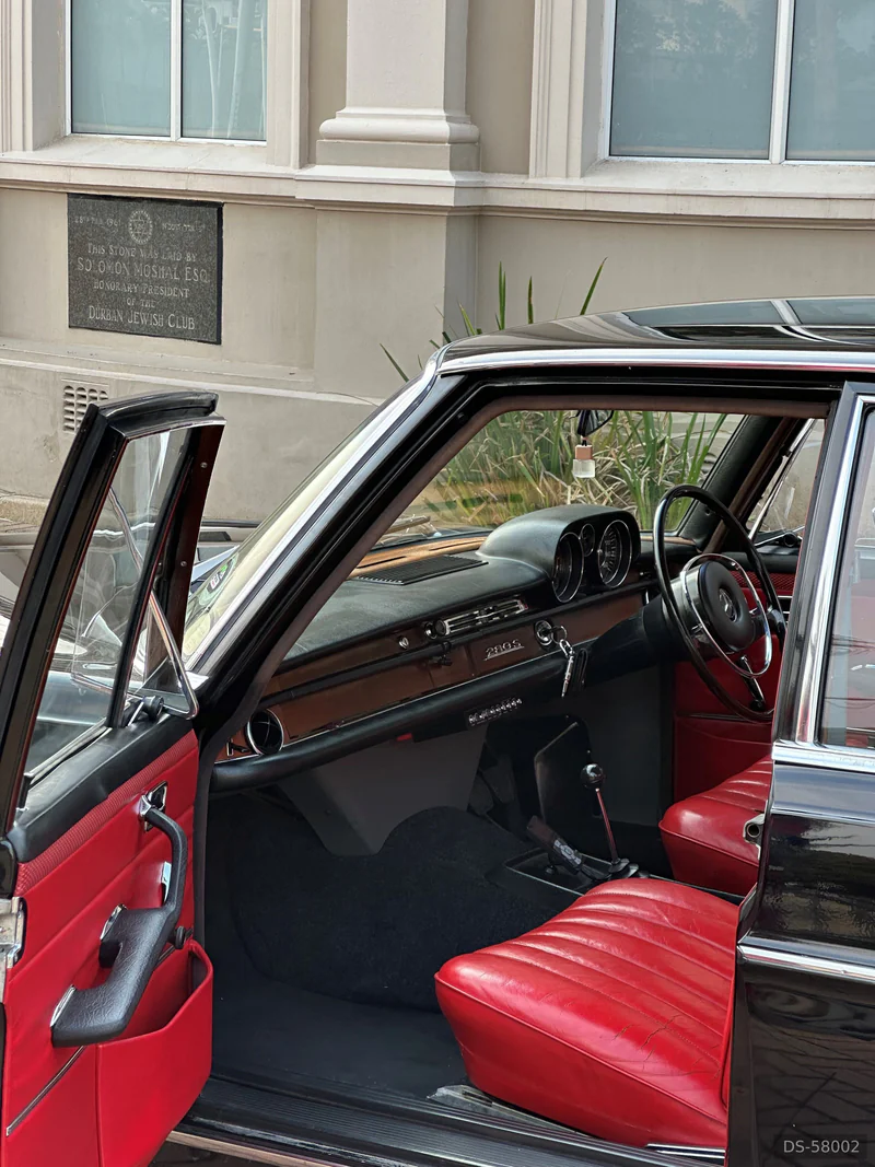 1969 Mercedes-Benz W108 280s in Bluff 6