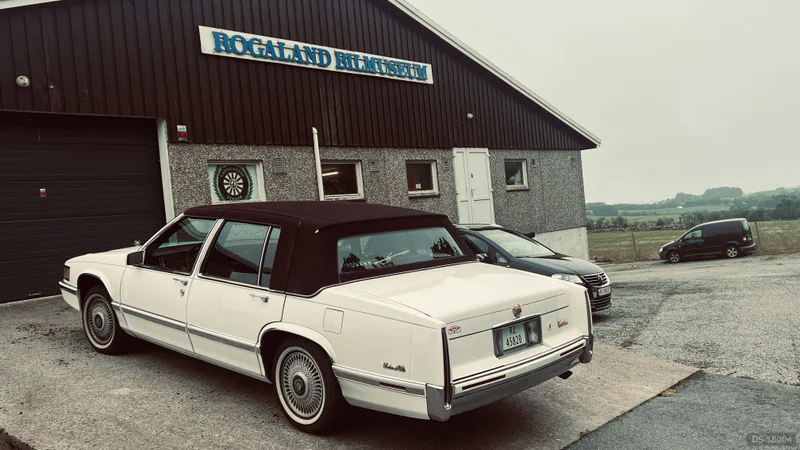 1992 Cadillac Sedan Deville V8 in Tananger 4