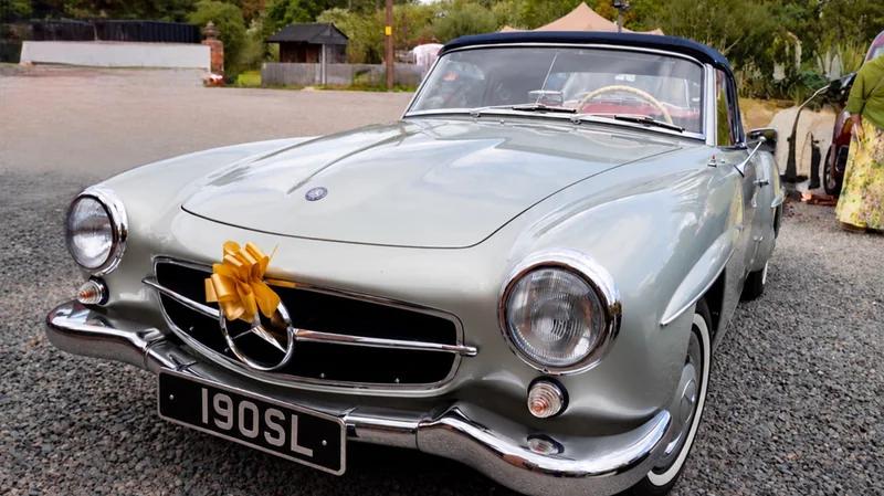 1965 Mercedes-Benz 190sl in Hinckley 6