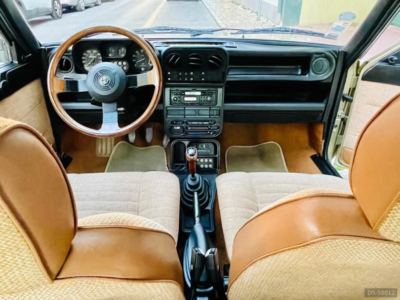 1984 Alfa Romeo 33 Quadrifoglio Oro in Lisboa 6