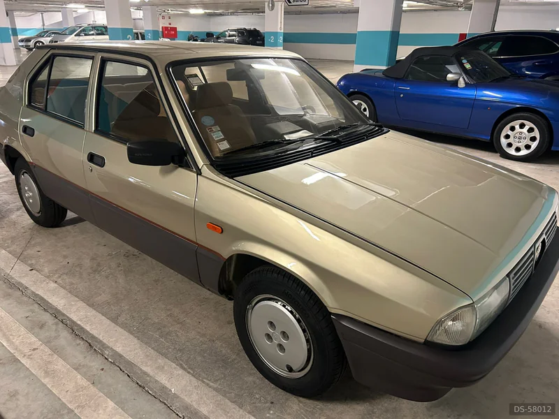 1984 Alfa Romeo 33 Quadrifoglio Oro in Lisboa 5