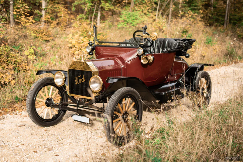 1915 Ford Modell T in Solothurn 2