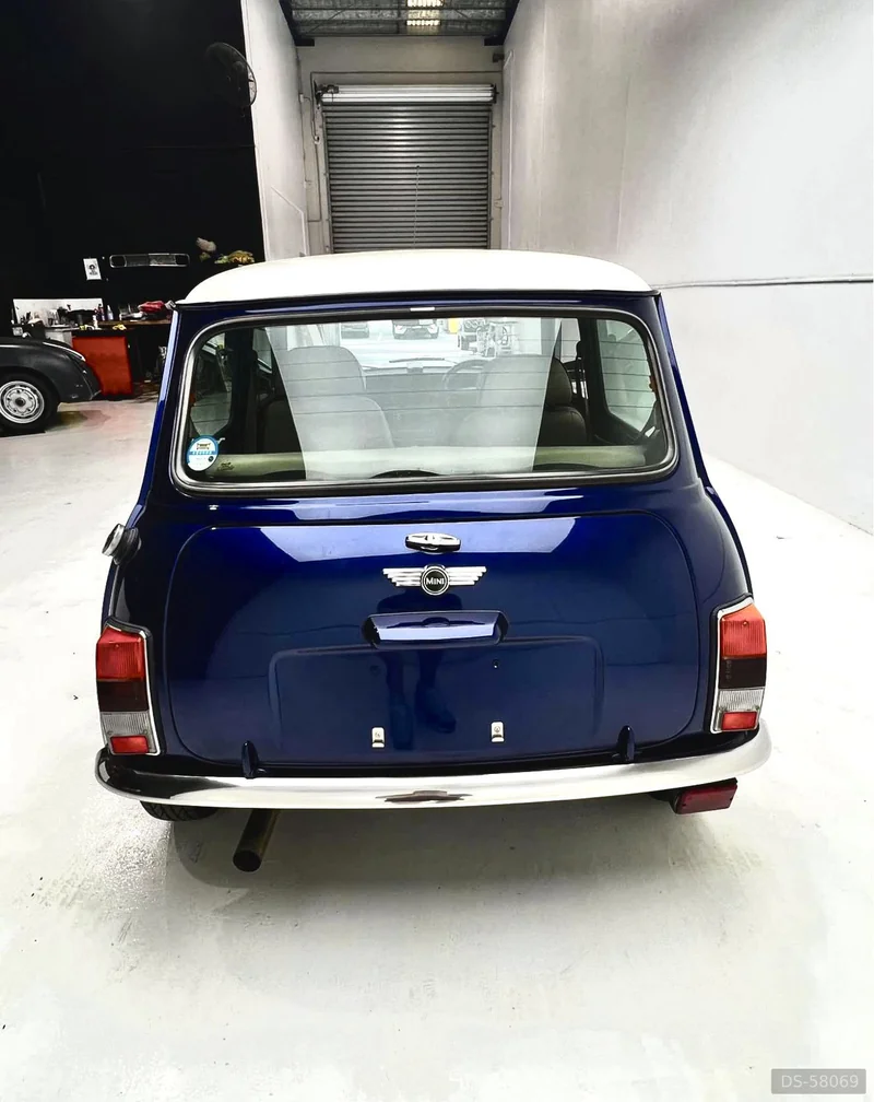 2000 Austin Rover Mini in Brisbane 4