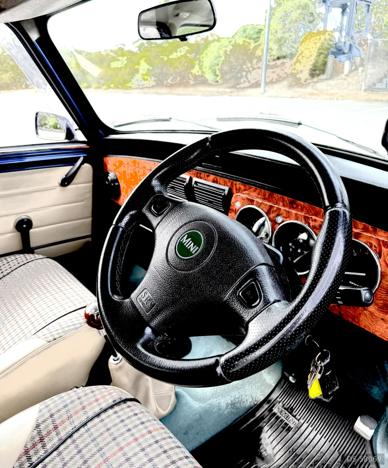 2000 Austin Rover Mini in Brisbane 6