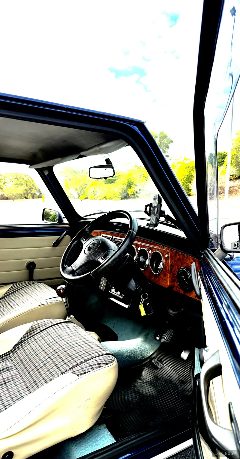 2000 Austin Rover Mini in Brisbane 9
