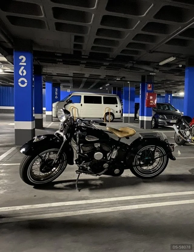 1942 Harley-Davidson Wl45 in Madrid 3