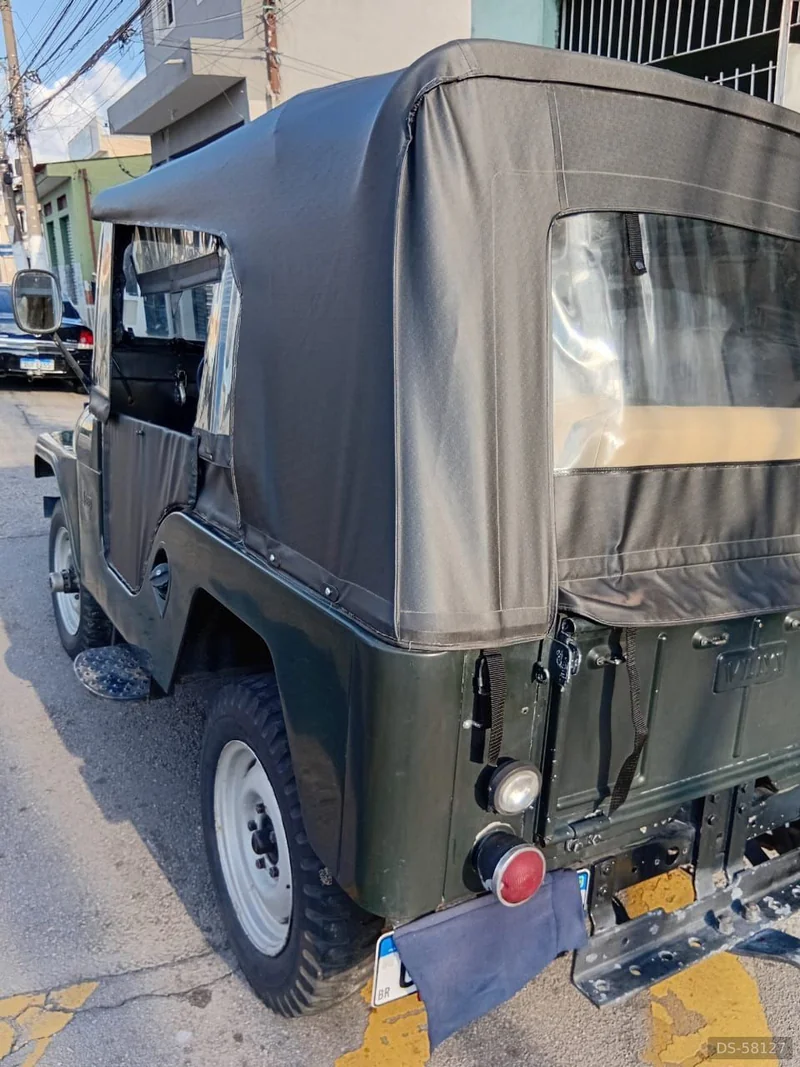 1965 Jeep Willys in São Paulo 4