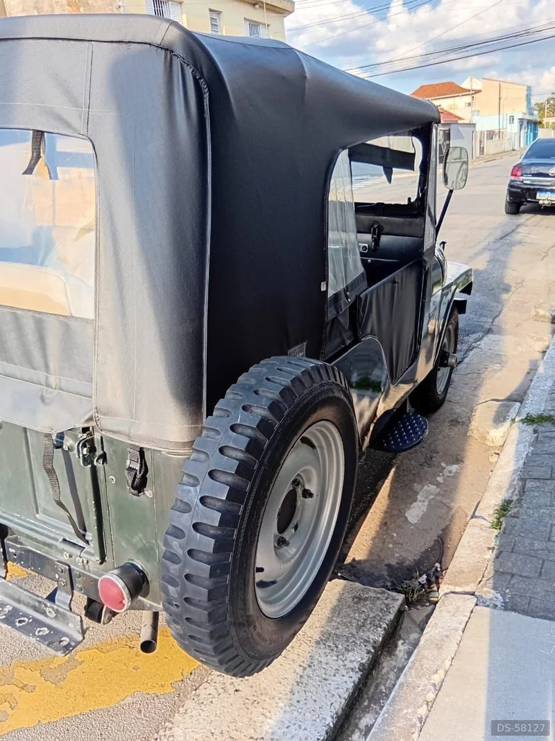 1965 Jeep Willys in São Paulo 5