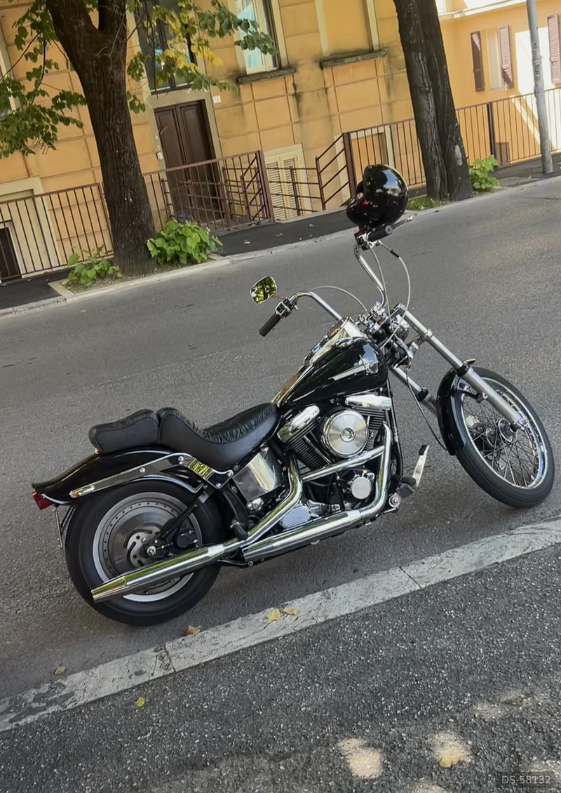 1997 Harley-Davidson Softail Fxstc in Perugia