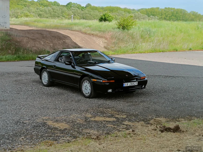 1990 Toyota Supra in Kleppestø 4