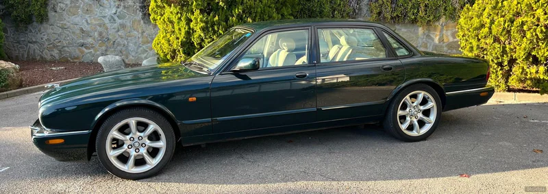 2001 Jaguar Xj Executive in Barcelona 2