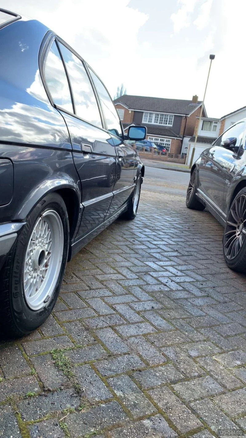 1994 BMW 525i in Leicester 6