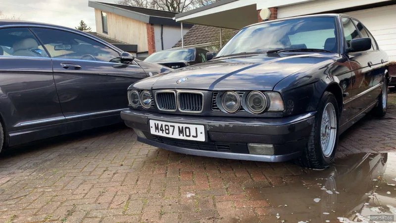 1994 BMW 525i in Leicester