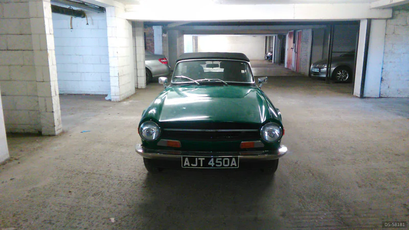 1973 Triumph TR6 Pi in London 2