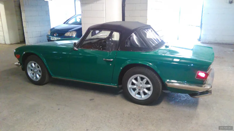 1973 Triumph TR6 Pi in London 3