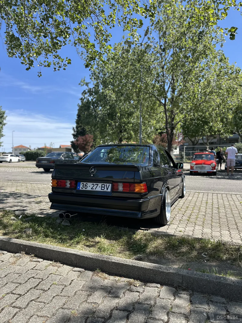 1993 Mercedes-Benz 190e in Senhora Da Hora 3