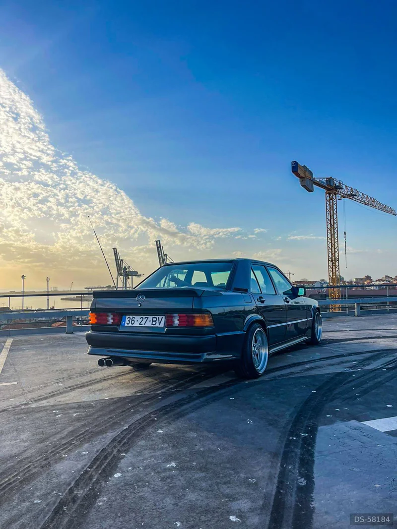 1993 Mercedes-Benz 190e in Senhora Da Hora 2