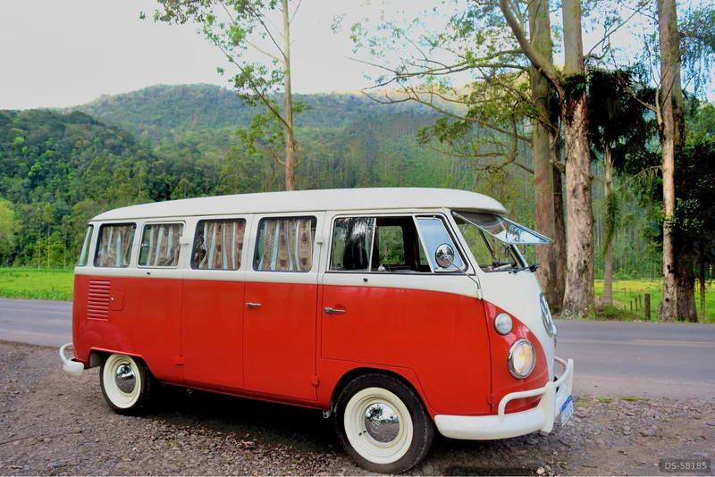 1974 Volkswagen Kombi Corujinha in Santo Amaro Da Imperatriz 6