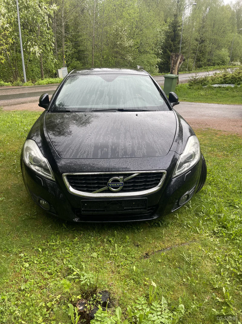 2011 Volvo C 70 in Lohja 10