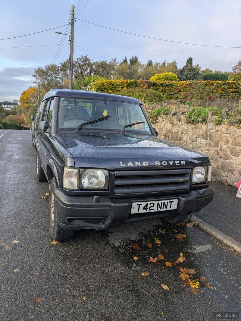 1999 Land Rover Discovery in Bignall End 2
