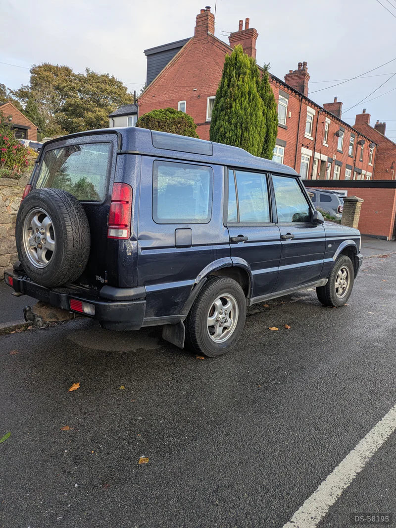 1999 Land Rover Discovery in Bignall End 3