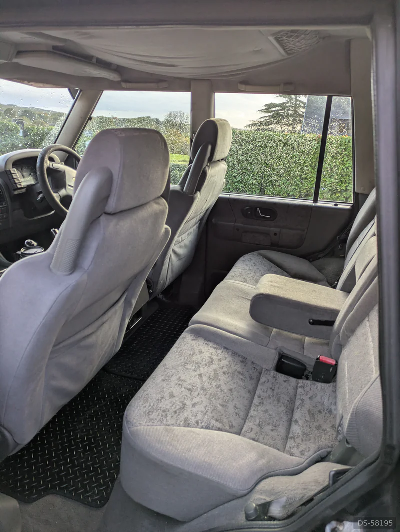 1999 Land Rover Discovery in Bignall End 5